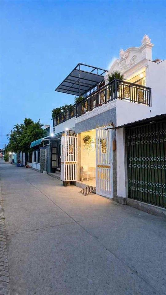 Nhà Mat Tien Hem xe hoi Huynh Tan Phát