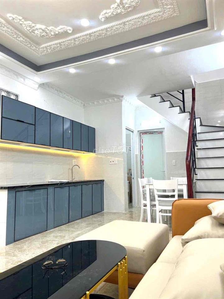 Nhà có pn duới đất Huỳnh Tấn Phát kế Q7