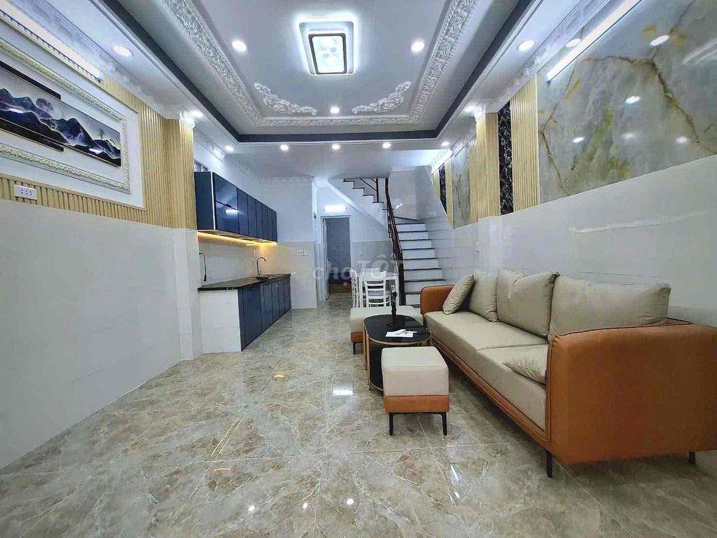 Nhà có pn duới đất Huỳnh Tấn Phát kế Q7