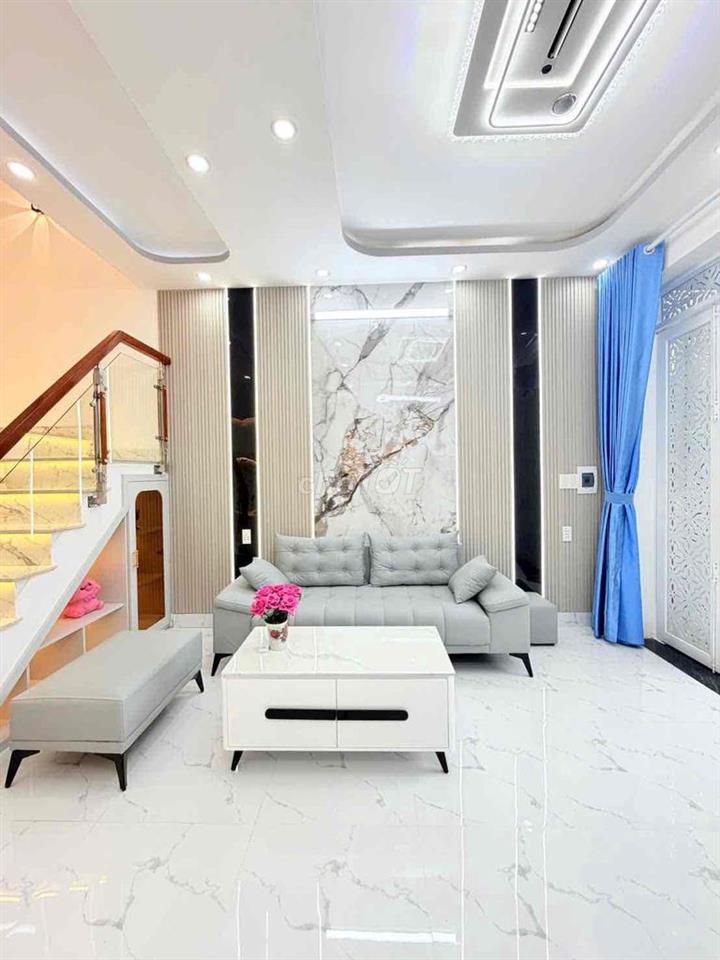 Nhà mới Huỳnh Tấn Phát kế Q7