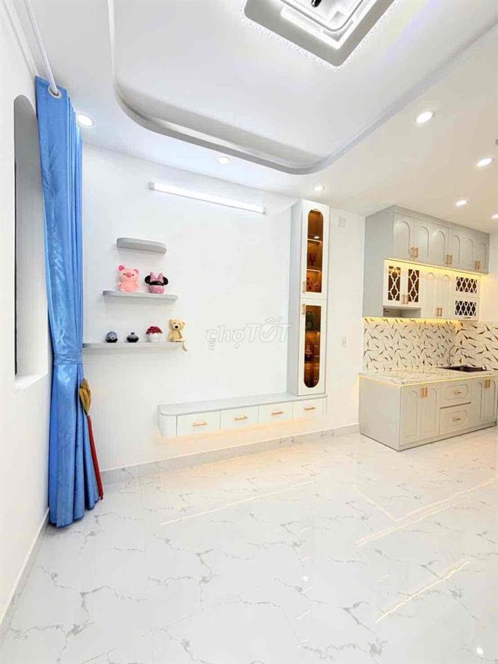 Nhà mới Huỳnh Tấn Phát kế Q7