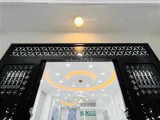 Nhà 4x9 Huỳnh Tấn Phát gần cầu Phú Xuân -Q7