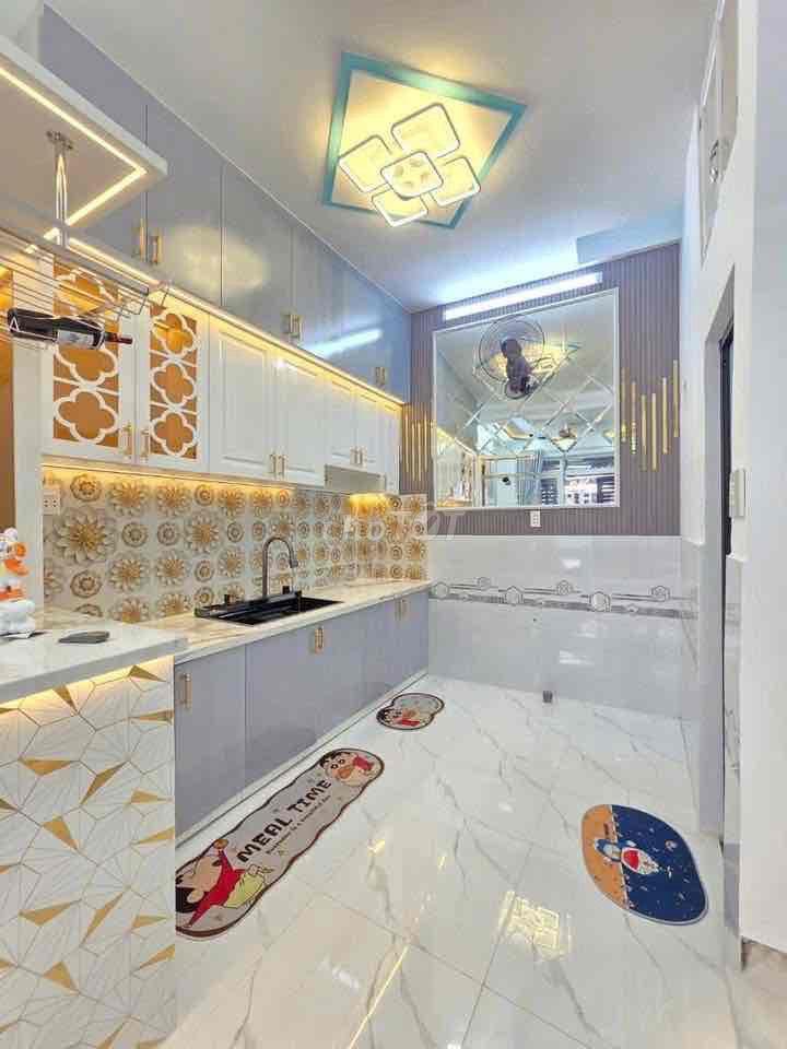 Nhà mặt tiền hẻm Huỳnh Tấn Phát Nhà Bè