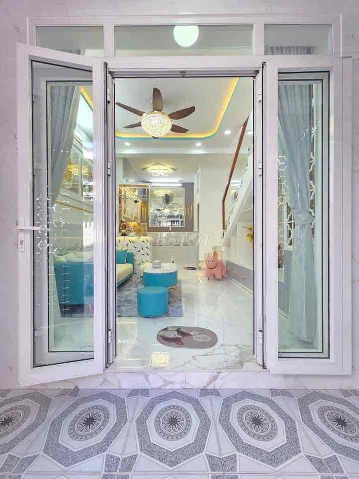 Nhà mặt tiền hẻm Huỳnh Tấn Phát Nhà Bè