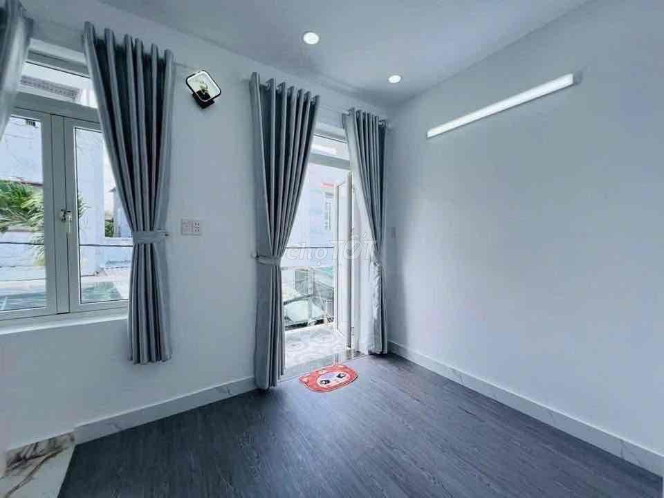 Nhà mặt tiền hẻm Huỳnh Tấn Phát Nhà Bè