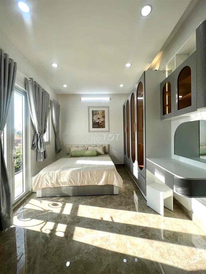 Nhà 5x8m 3pn 2 tỷ gần cầu Phú Xuân sát Q7