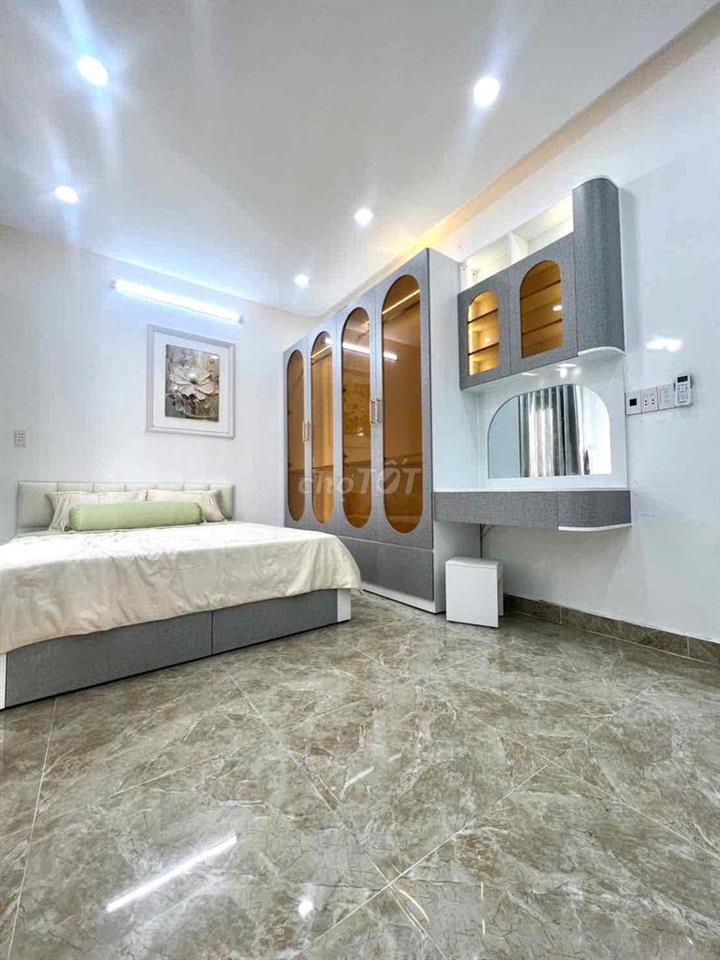Nhà 5x8m 3pn 2 tỷ gần cầu Phú Xuân sát Q7