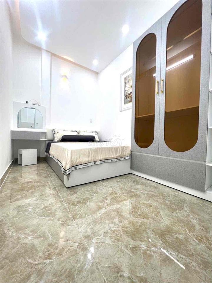 Nhà 5x8m 3pn 2 tỷ gần cầu Phú Xuân sát Q7