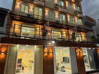 Nhà 3 Lầu có sổ hồng Q7
