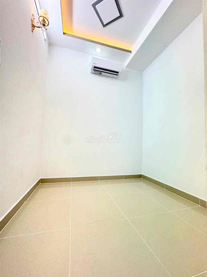 Nhà sổ hồng đsh Huỳnh Tấn Phát Nhà Be