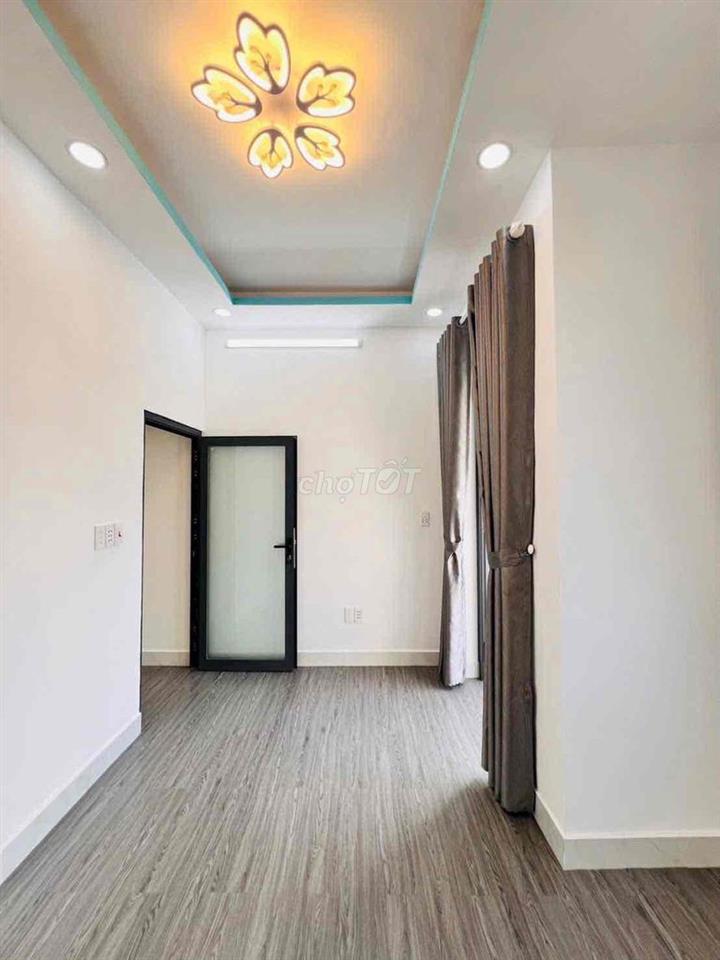 Nhà Mặt Tiền hẻm Huỳnh Tấn Phát