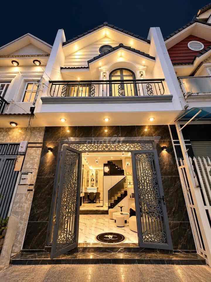 Phí 2% Nhà Hẻm Xe Hơi Huỳnh Tấn Phát -Q7
