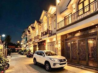 Phí 2% Nhà Hẻm Xe Hơi Huỳnh Tấn Phát -Q7