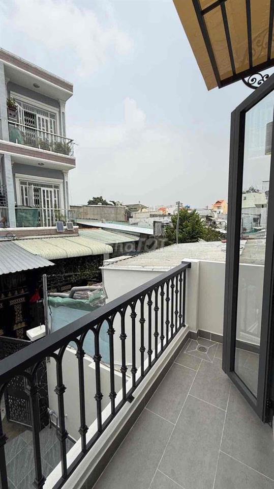 Nhà sổ hồng riêng Huỳnh Tấn Phát sát bên Q7