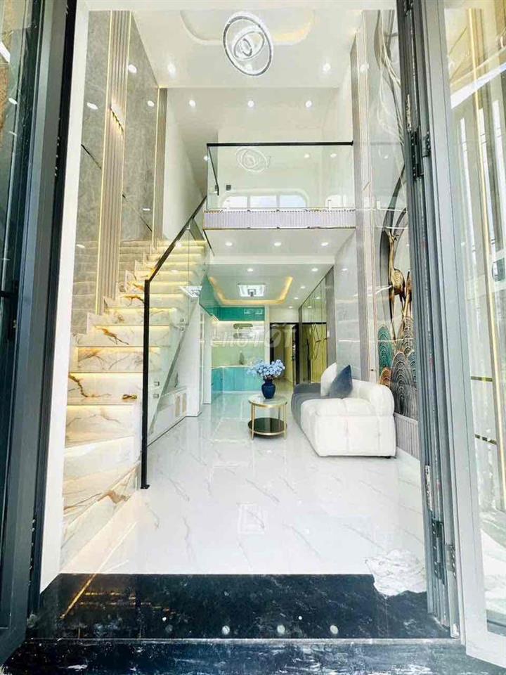 Bán nhà hẻm xe hơi Huỳnh Tấn Phát Q7