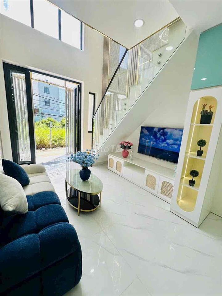 Bán nhà hẻm xe hơi Huỳnh Tấn Phát Q7