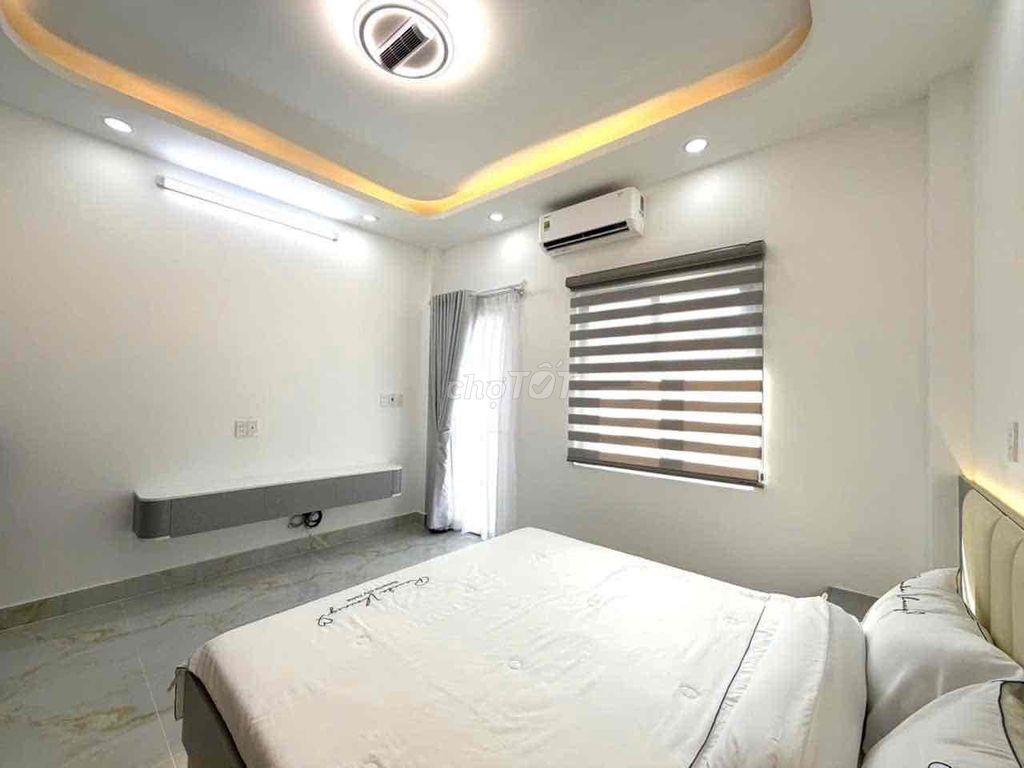 Bán nhà mặt tiền hẻm có sổ hồng Huỳnh Tấn Phát
