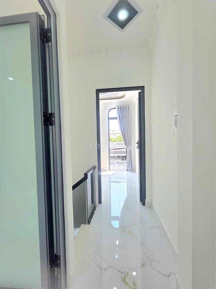 Nhà có sổ hồng Huỳnh T. Phát Nhà Bè