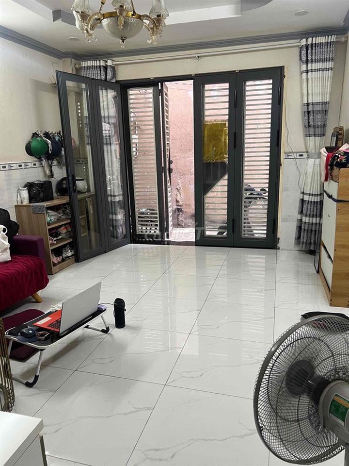 BÁN NHÀ 271 LVL Q7  SÁT LOTTEMART NHÀ ĐẸP MỚI