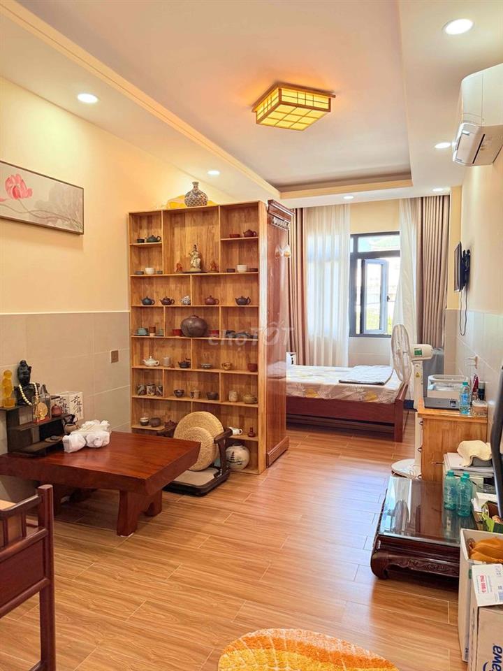 Bán gấp nhà 2 mặt tiền hẽm TT Nhà Bè