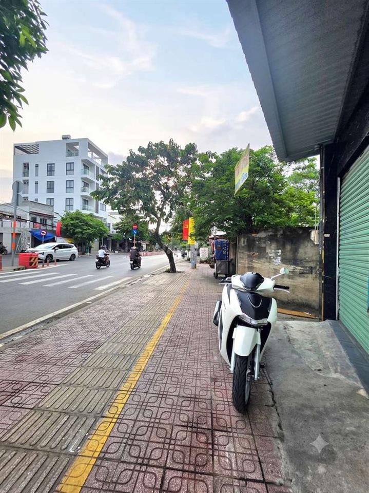 🔥🔥🔥 BÁN NHÀ MẶT TIỀN - ĐƯỜNG HUỲNH TẤN PHÁT 🔥🔥🔥