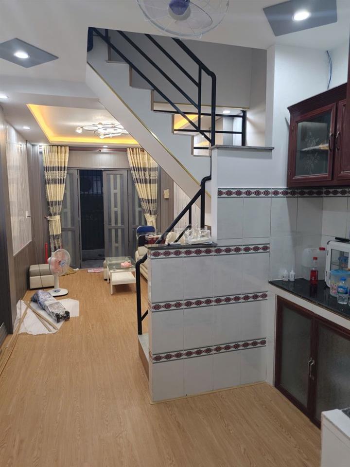 BÁN NHÀ ĐẸP CHÍNH CHỦ SỔ HỒNG RIÊNG DTSD 60M2 