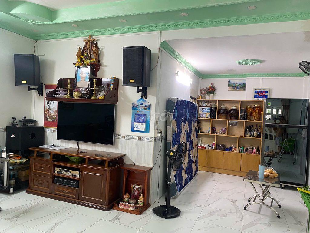 Gia đình đổi trung tâm thị trấn Nhà Bè sang trung tâm Phú Mỹ Hưng Q7
