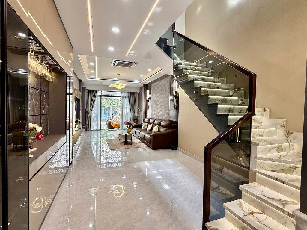 BÁN NHÀ MỚI 3 TẦNG CAO CẤP–HẺM XE HƠI 6M–CHỈ VÀI PHÚT ĐẾN PHÚ MỸ HƯNG