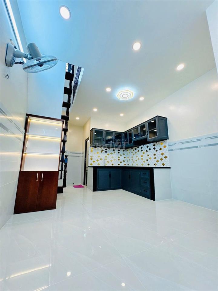 BÁN NHÀ 2 TẦNG  TÙNG THIỆN VƯƠNG, P.12, QUẬN 8