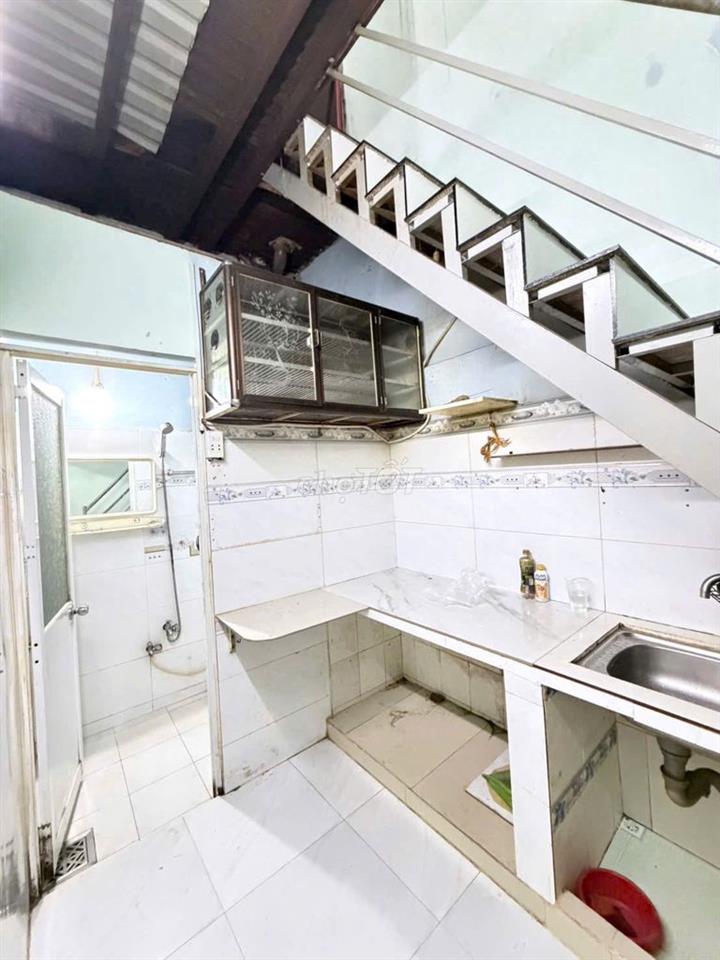 BÁN NHÀ KHU NHÀ LẦU ĐỒNG BỘ – P.3, QUẬN 8 CŨ