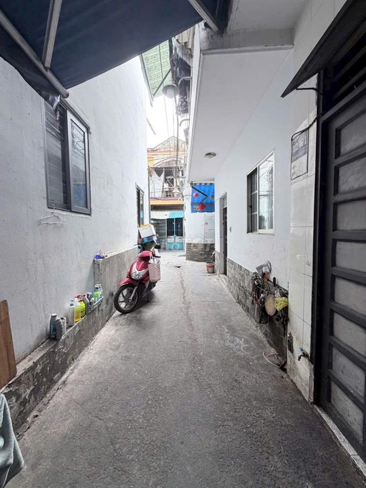 BÁN NHÀ KHU NHÀ LẦU ĐỒNG BỘ – P.3, QUẬN 8 CŨ