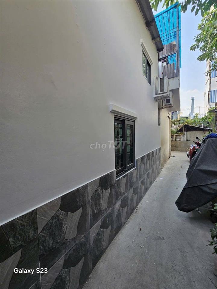  BÁN NHÀ HẺM 136 BÙI VĂN BA P TÂN THUẬN Q7 – GIÁ CHỈ 750 TRIỆU