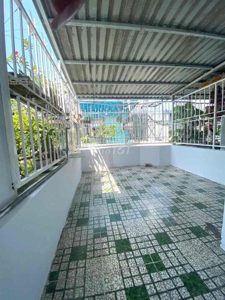 định cư nước ngoài cần bán gấp, hẻm xe hơi tới nhà