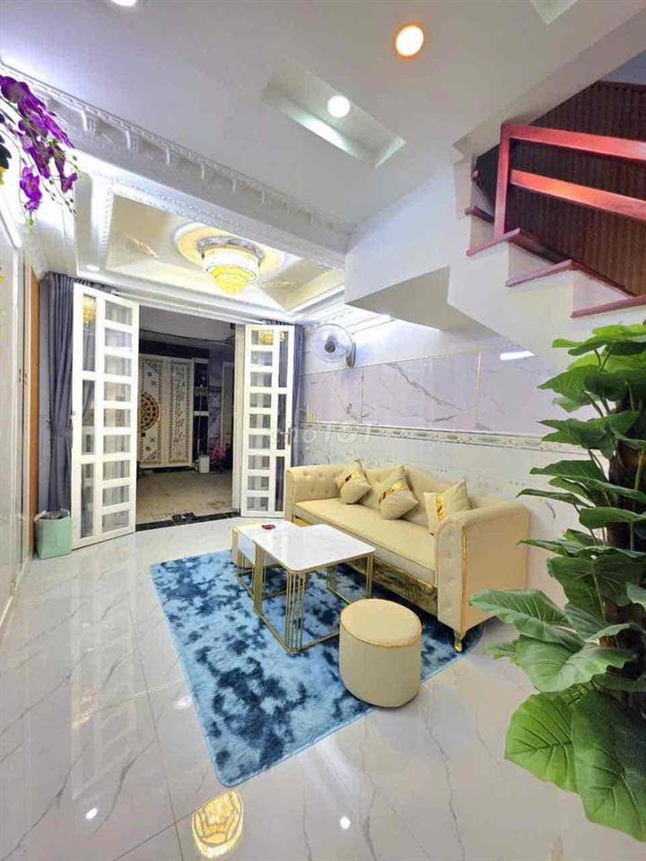 định cư nước ngoài cần bán gấp, hẻm xe hơi tới nhà