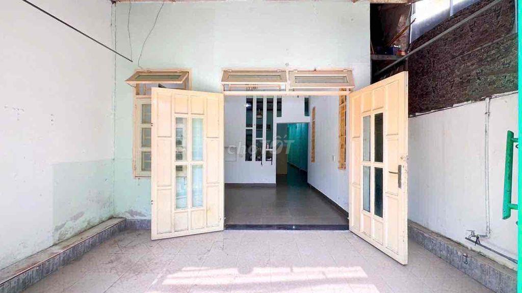 Bán nhà hẻm 1806 huỳnh tấn phát nhà bè