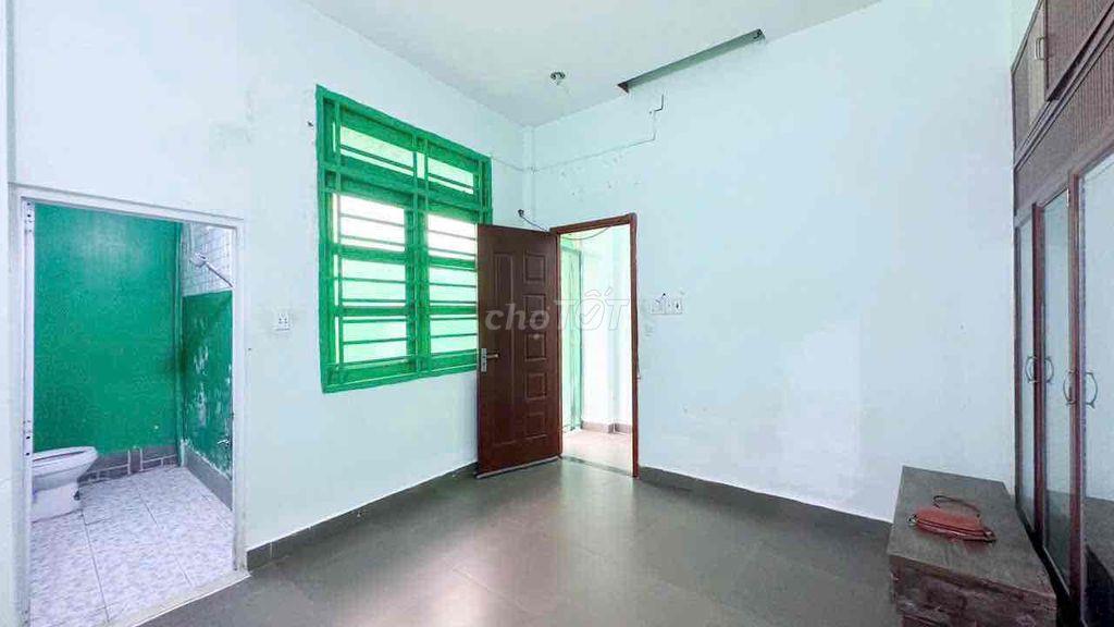 Bán nhà hẻm 1806 huỳnh tấn phát nhà bè