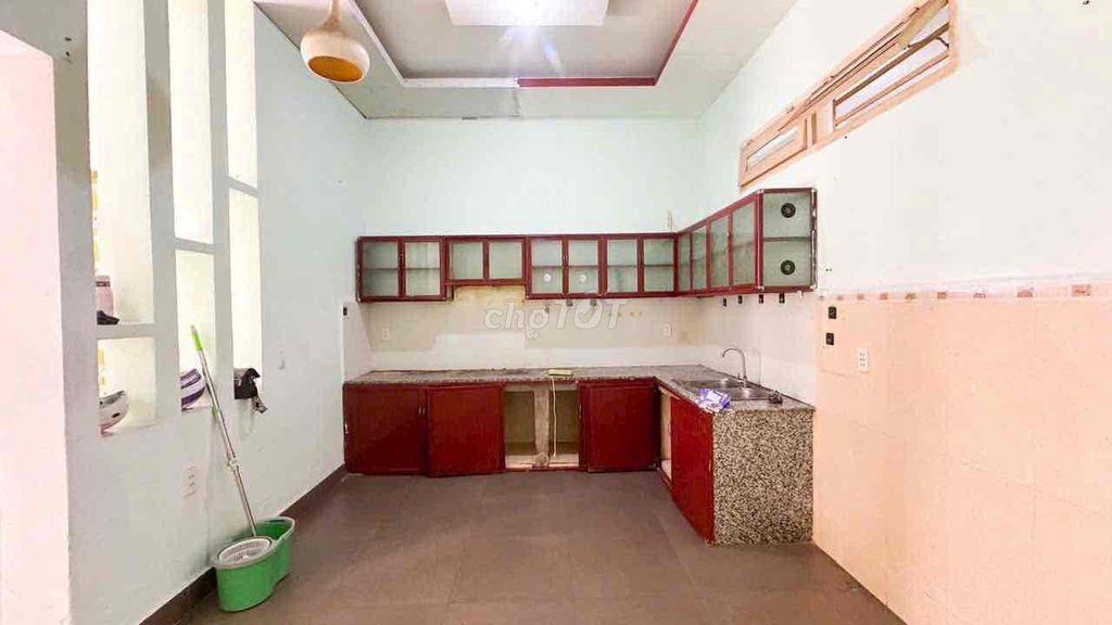 Bán nhà hẻm 1806 huỳnh tấn phát nhà bè