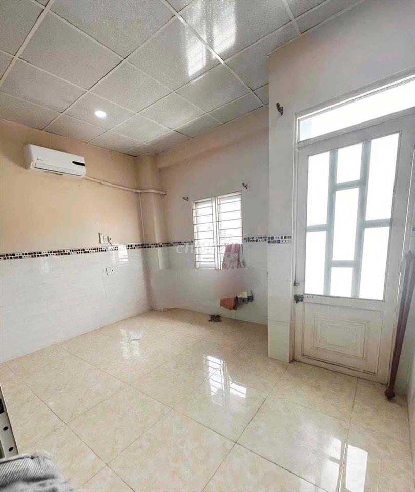 Bán nhà Hẻm 118 bùi văn ba quận 7