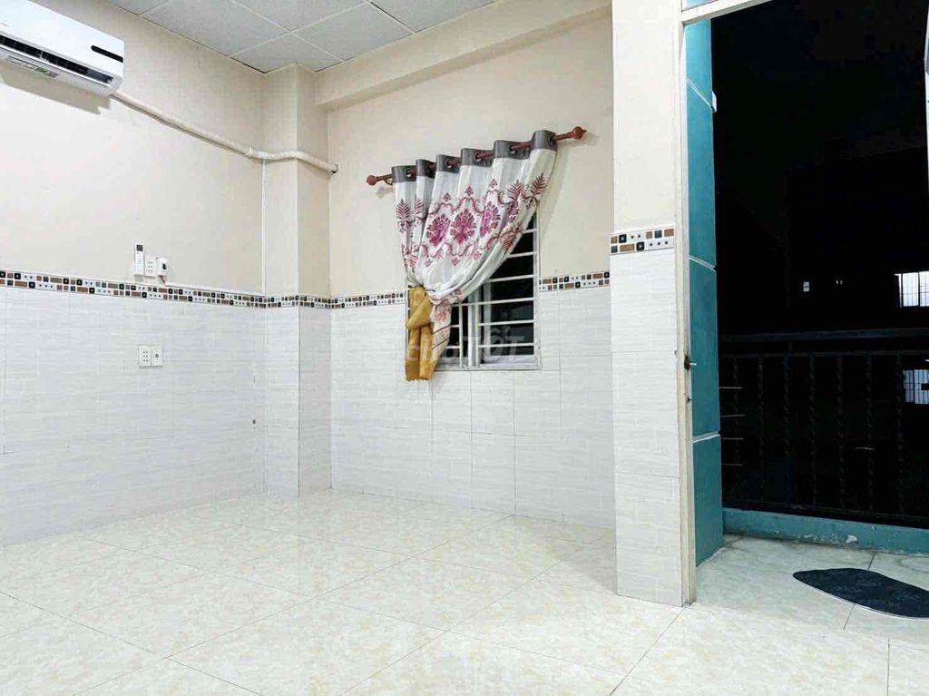 Bán nhà Hẻm 118 bùi văn ba quận 7