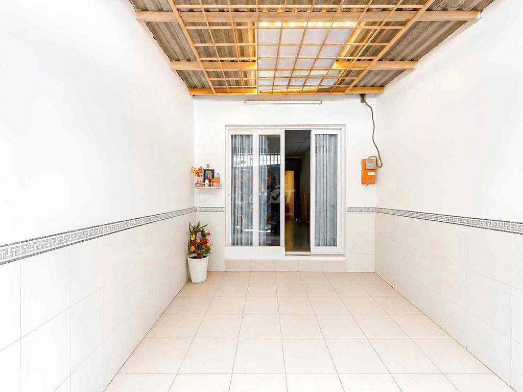 Bán nhà hẻm 1206 huỳnh tấn phát
