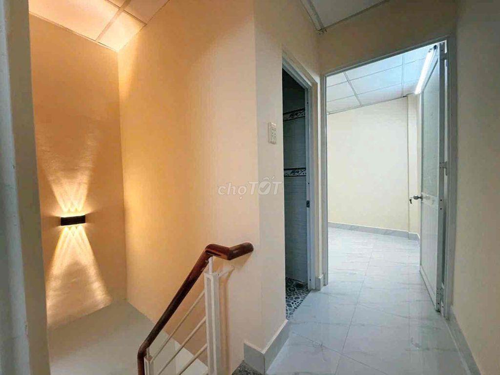 Bán nhà hẻm 1206 huỳnh tấn phát