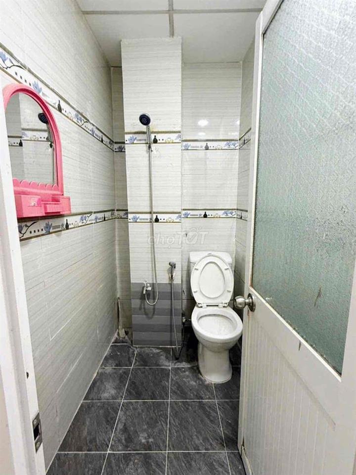Bán nhà hẻm 1206 huỳnh tấn phát