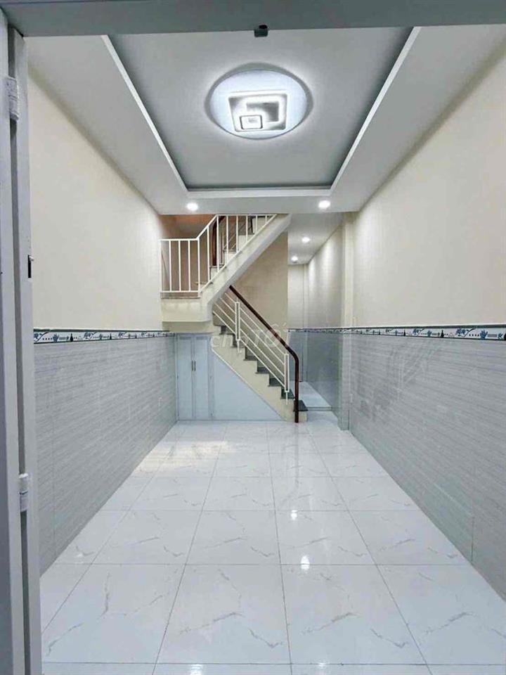 Bán nhà hẻm 1206 huỳnh tấn phát