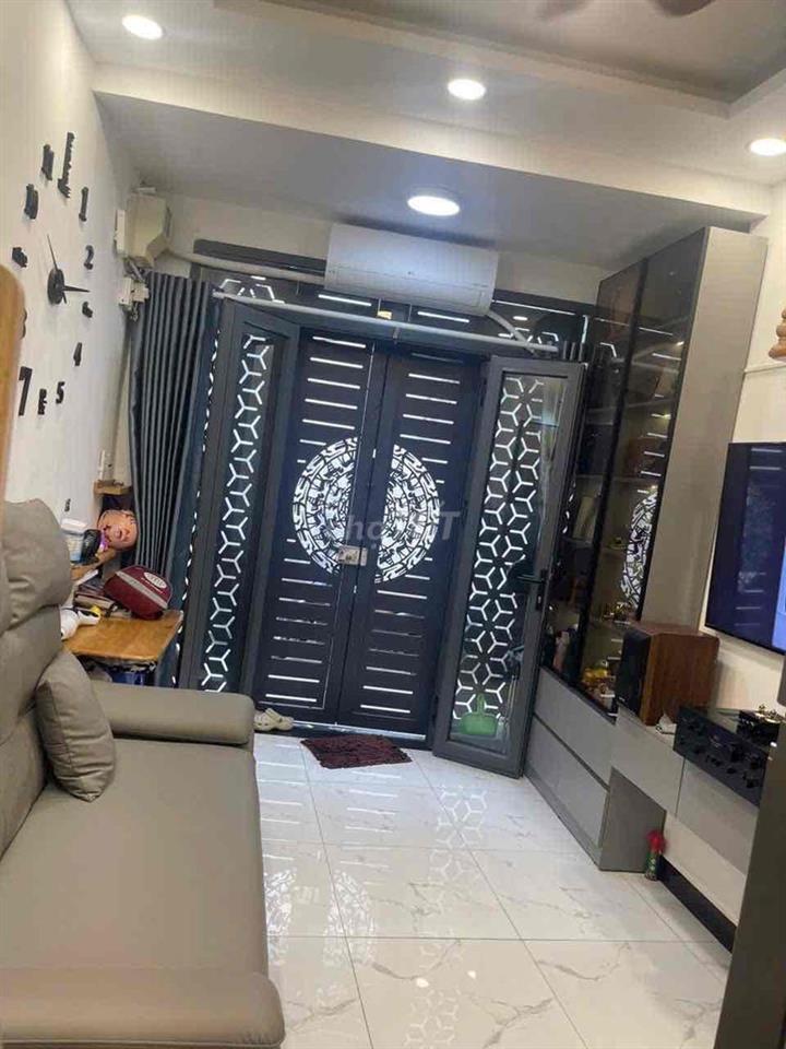 Bán nhà hẻm 1113 Huỳnh Tấn Phát