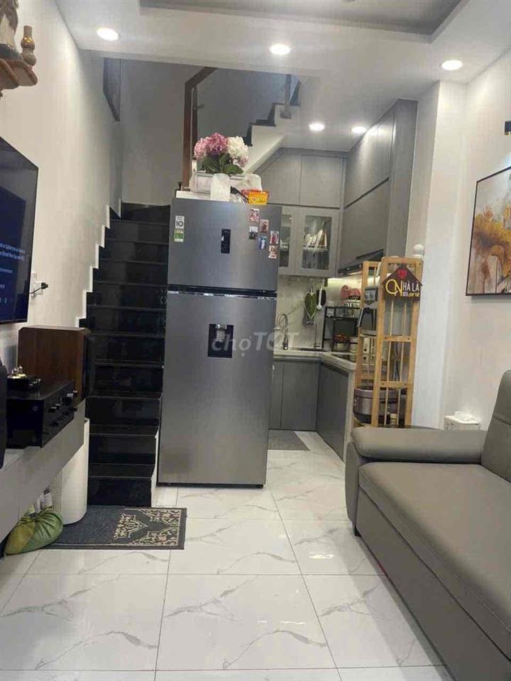 Bán nhà hẻm 1113 Huỳnh Tấn Phát