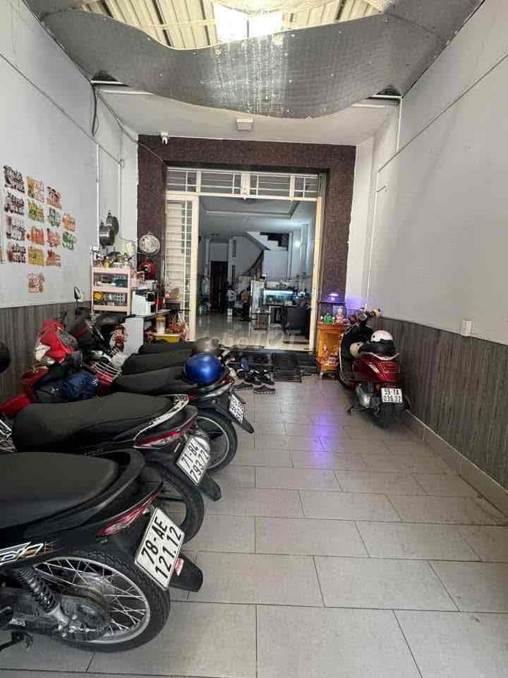Cho thuê phòng đường 11N cư xá ngân hàng quận 7