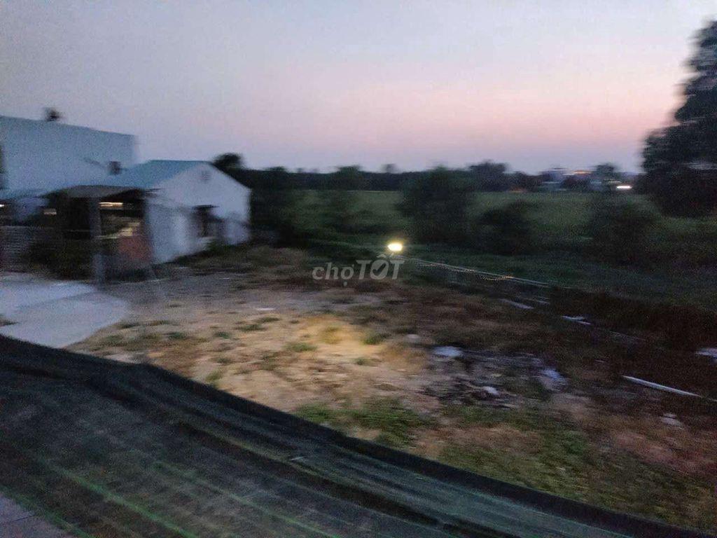 CHO THUÊ NHÀ 1040 LÊ VĂN LƯƠNG