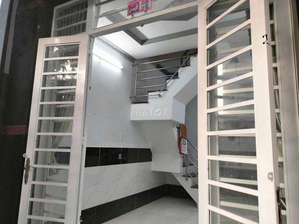 BÁN NHÀ LONG HẬU GIÁP NHÀ BÈ