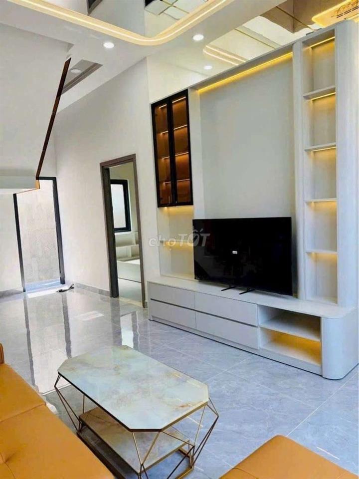 BÁN CĂN GÓC 4 TẦNG NGANG 7.5 X10M2 HUỲNH TẤN PHÁT NHÀ BÈ 