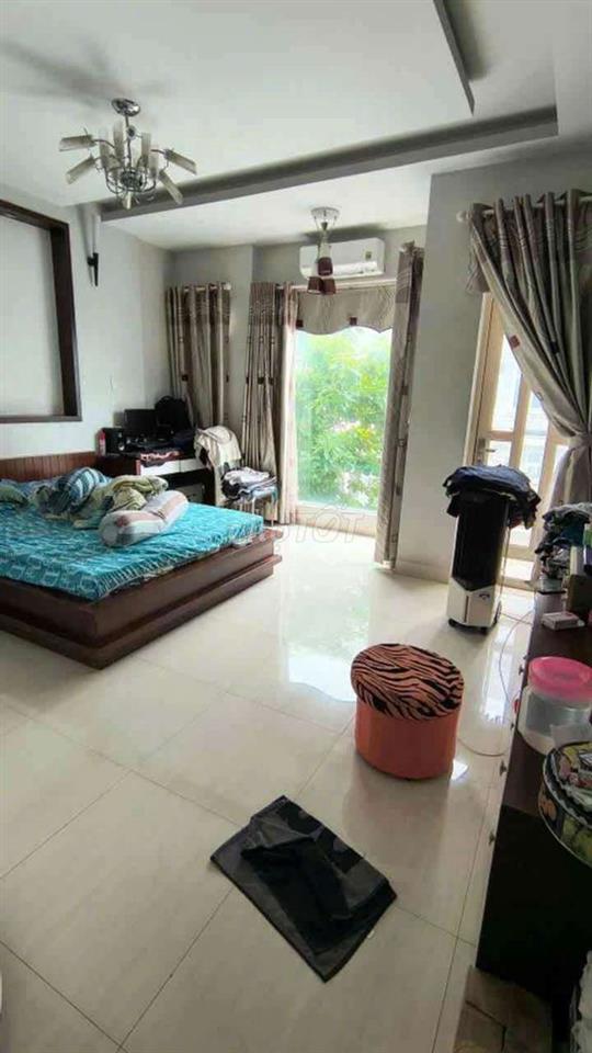 BÁN NHÀ 4 TẦNG MẶT TIỀN ĐƯỜNG 10M NGANG 5X20M2 